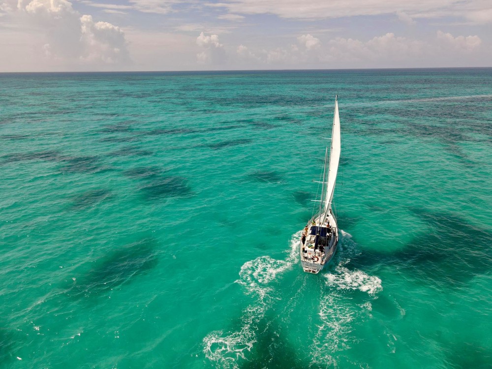 Things To Do Sailboat Snorkel Trip